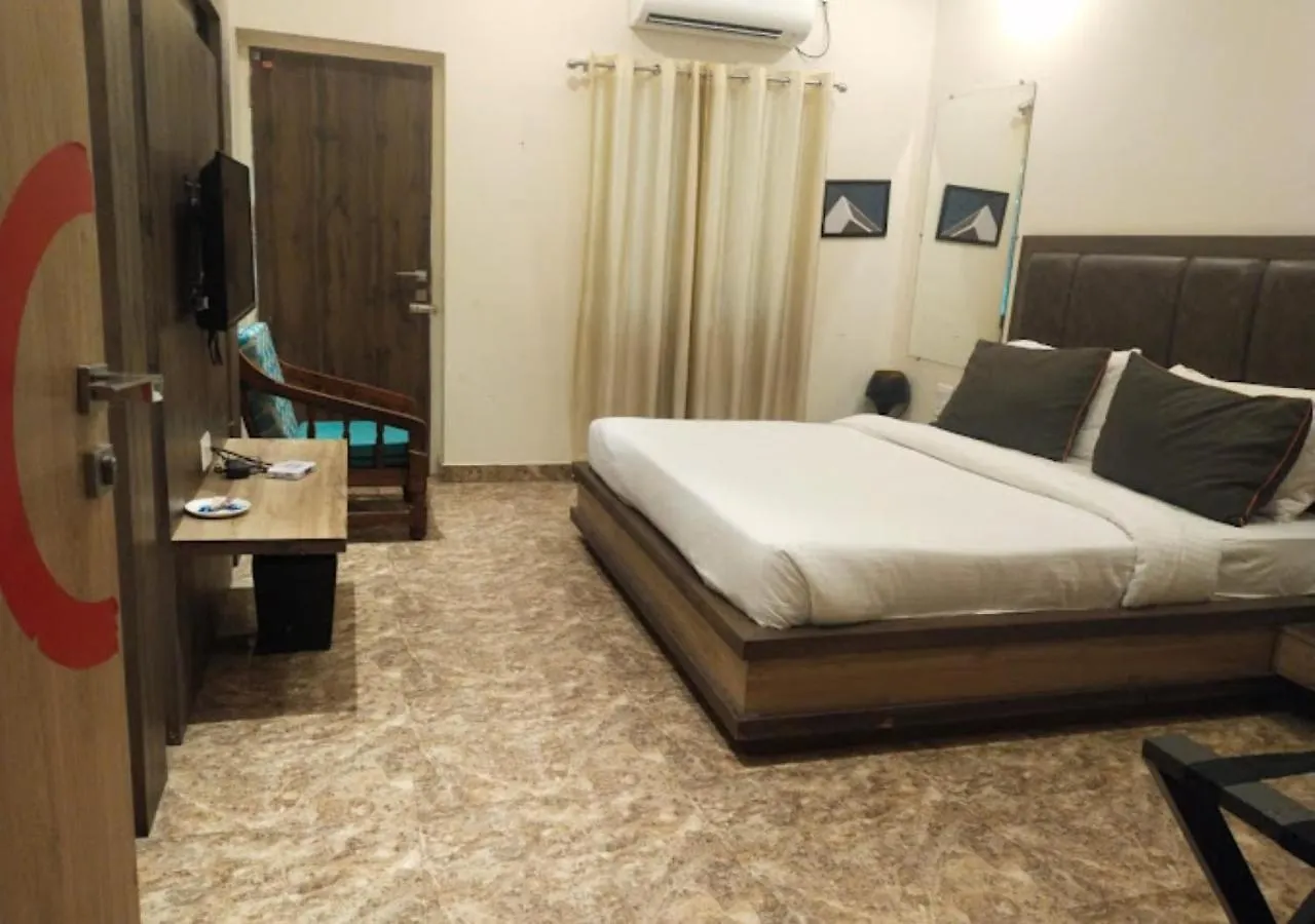 Hotel Vrindavan Palace Váránasí 4*,  Indie
